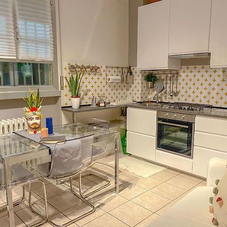 הוילה A Casa Di Gin Milano מראה חיצוני תמונה